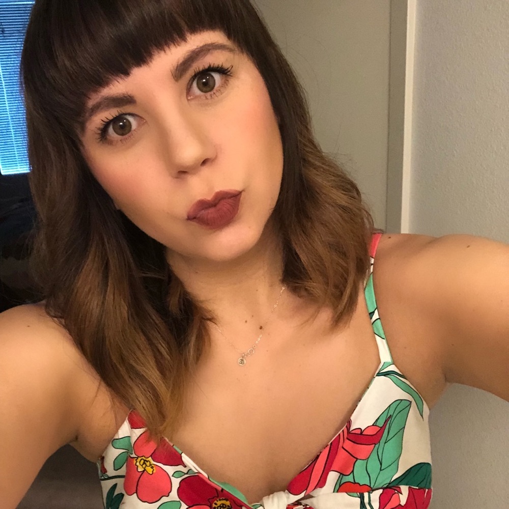 Hi! :)